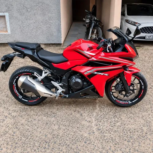 Vendo Moto esportiva HONDA / CBR500 vermelha