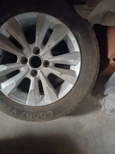 Vendo roda de carro aro 15 Honda