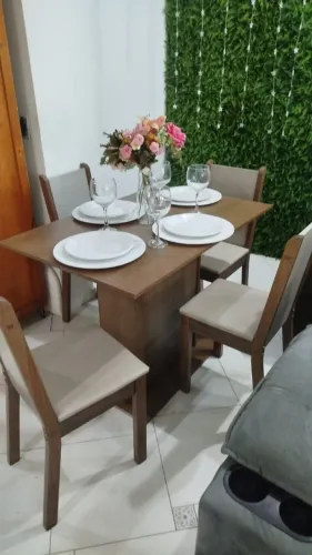 MESA DE JANTAR COM 4 CADEIRAS 599,99