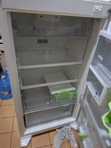 Geladeira frost free em perfeito estado