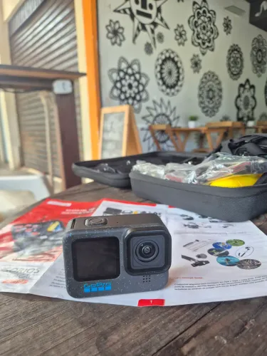 GoPro Hero 12 Black + Kit Acessórios