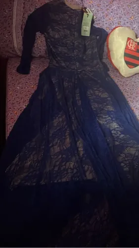 Vende se roupas novas 8 reais queima de estoque