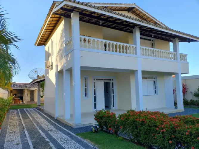 Imóvel para venda com 200 metros quadrados com 5 quartos
