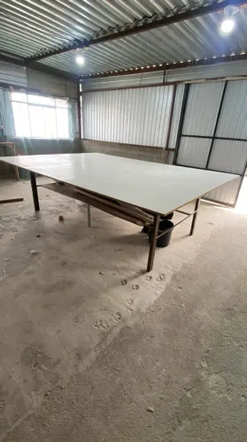 Mesa para corte de tecido