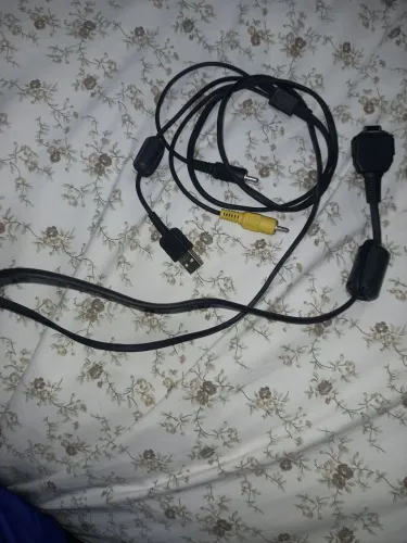 Cabo USB câmera cyber shot usada