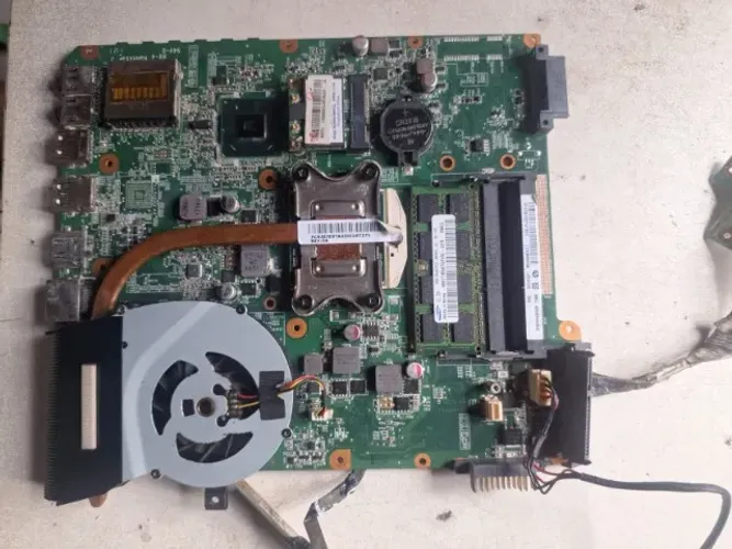 PLACA MÃE DO NOTEBOOK SEMPTOSHIBA DAOTE5MB6FO