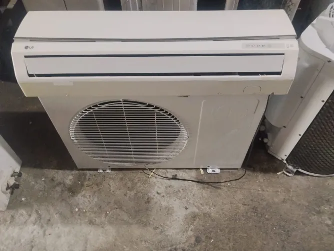 Ar condicionado 9.000 BTU's