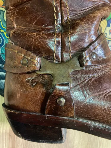 Bota harness vintage amadeirada