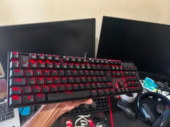 Teclado Redragon Gamer Mitra K551 - Aceito troca em outro perifericos