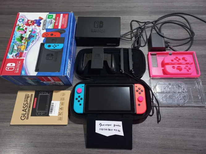 Console Nintendo Switch V2 32GB Seminovo Com Acessórios
