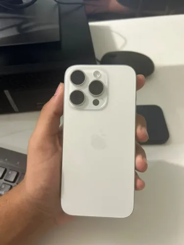 celular iphone 15 pro + applewatch 9, troco em iphone