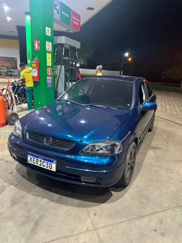 Chevrolet Astra 2.0/ CD/ Sunny/ GLS 2.0 8V 3P 2000