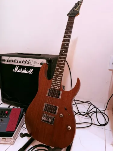 Guitarra Ibanez RG 421 Captadores Dimarzio 