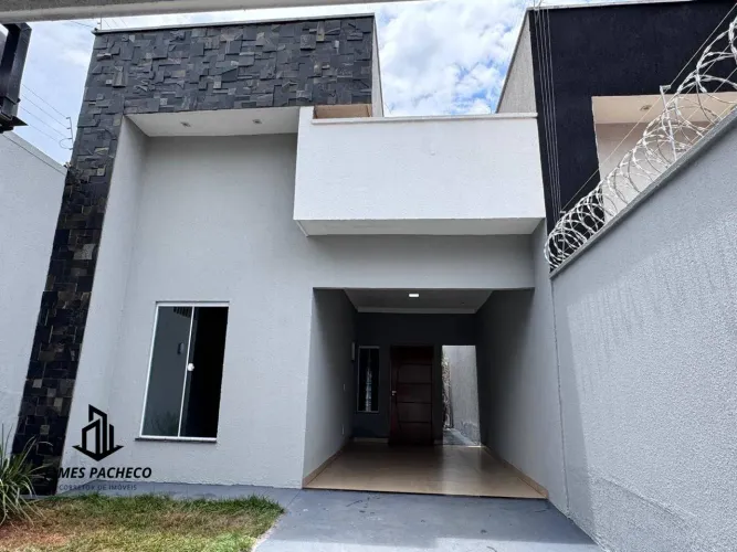 Casa- 3 quartos, 1 suíte, 104m², 2 vagas- Residencial São Leopoldo