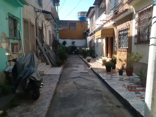 Vendo Casa - Santo Cristo - Rio de Janeiro - RJ