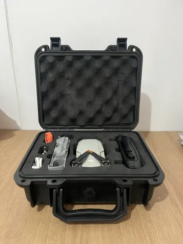 DJI Mini SE Fly More Combo + 3 Baterias + Maleta