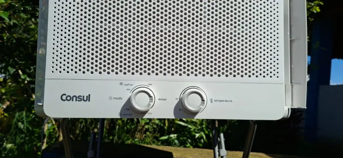 Ar Condicionado Consul - 7500 BTUS - Apenas 1 Ano de Uso