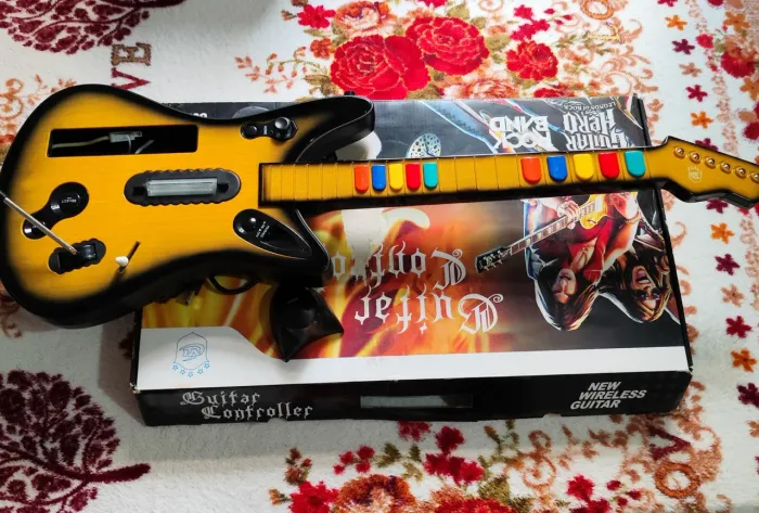 Vendo guitarra guitar hero ps3 PS3 ps4 wii