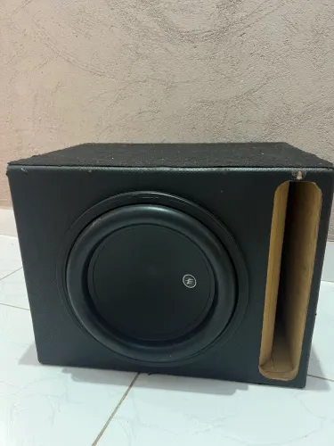 Subwoofer EVOK 600RMS+caixa duto régua