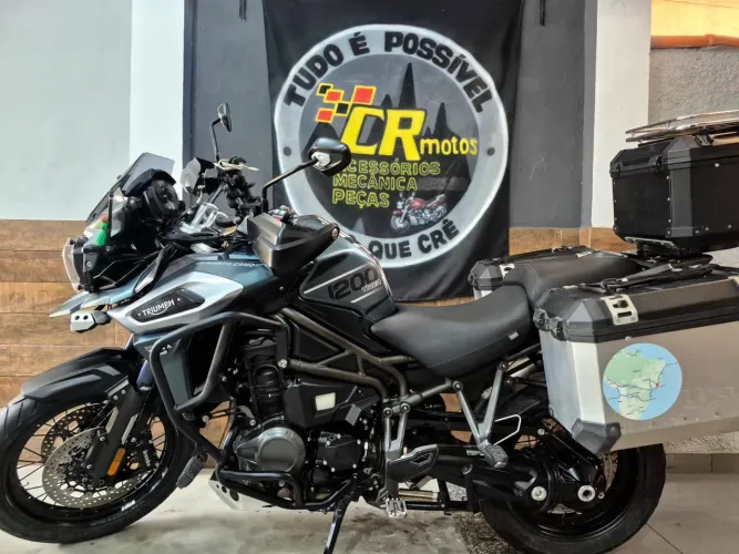 Moto usada somente em viagens