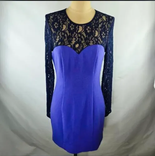 vestido luxo marca canal m azul royal com renda azul marinho
