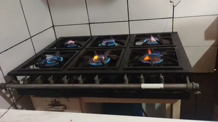 Vendo fogão industrial 