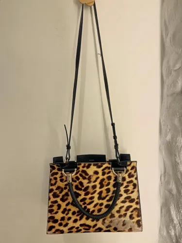Bolsa Arezzo abraccio oncinha