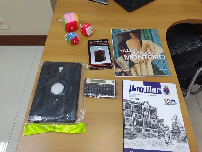 Calculadora HP12c, usada, funcionando. E outros!