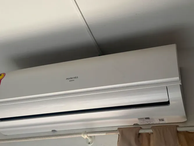 Ar Condicionado Split 18.000 BTUs 220V - Modernita Climazon (Excelente Estado)