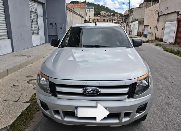 Ford Ranger XLS 2.5 16V 4X2 CD Flex 2015