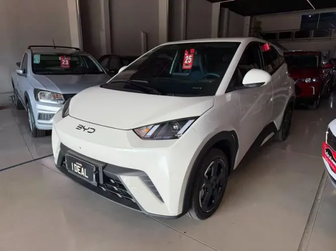 BYD Dolphin EV (Elétrico) 2025