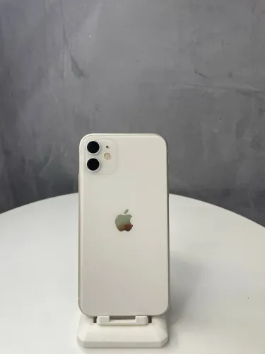 iPhone 11 64Gb / troco por iPhone 11 ou superior + volta