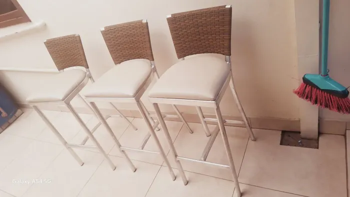 Banquetas altas em Alumínio