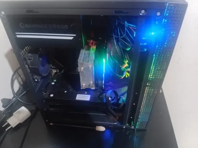 pc gamer ryzen 5 5500 a520m plus ll rx 5700xt 8gb 16 gb de ram