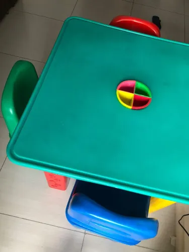 Mesinha infantil petite