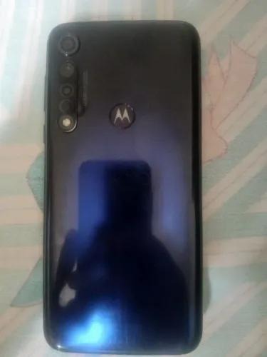 Vendo 2 dois celulares motorola