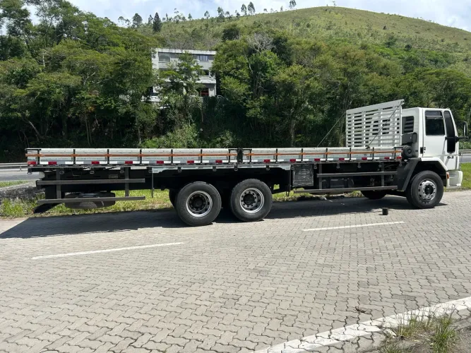Carroceria de Madeira 