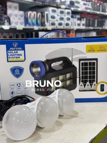 Sistema de iluminação solar com lâmpadas e placa solar