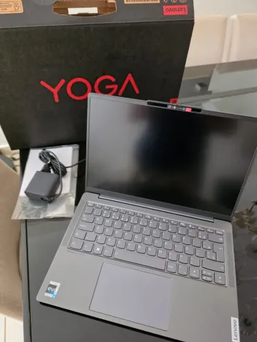 NOVO - Notebook Lenovo 14" Yoga Slim 6 14IAP8
