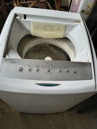 Máquina de lavar para retirar peças Brastemp 8 kilos