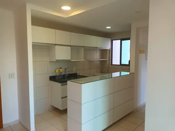 2 QUARTOS, VARANDA, SUITE. ALUGUEL NO BAIRRO DA TORRE.