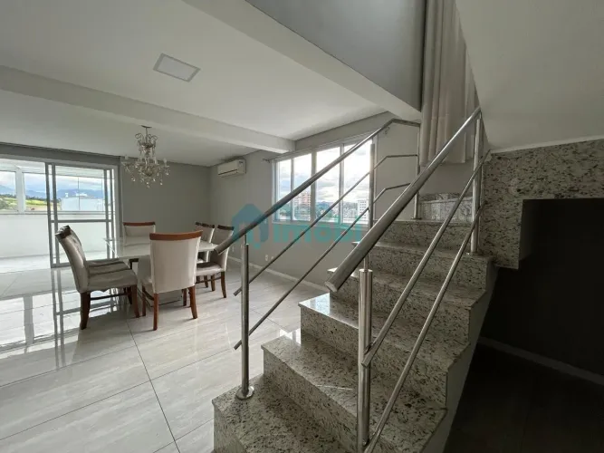 Apartamento Cobertura em Cidade Universitária Pedra Branca - Palhoça