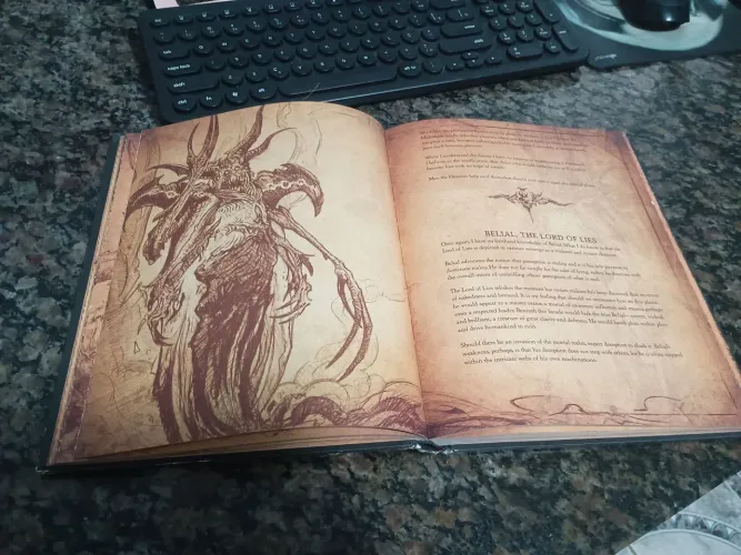 Livro book of cain (jogo diablo)
