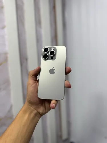 iPhone 15 Pro - 128GB