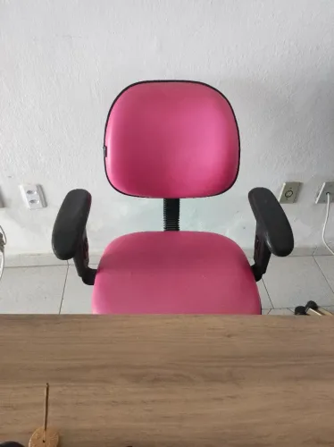Cadeira escritório (rosa)