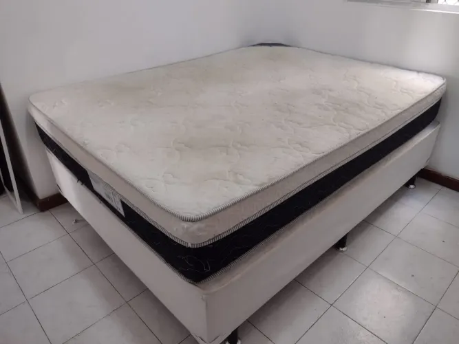Cama casal box Reconflex