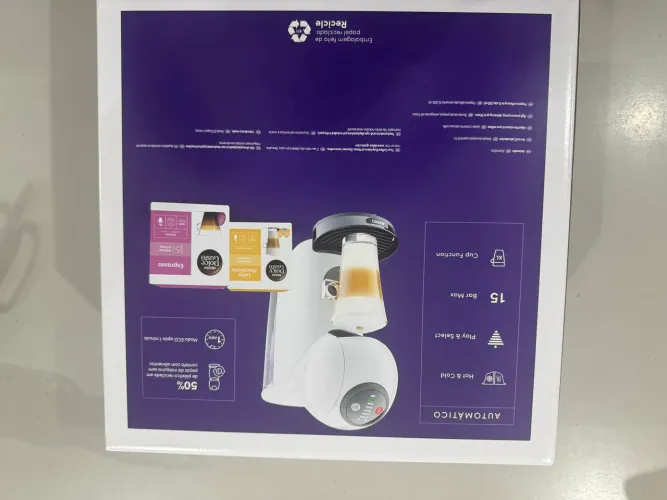 Cafeteira Nescafé dolce gusto