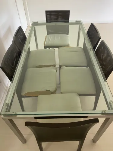 Mesa de Inox com tampão de vidro 