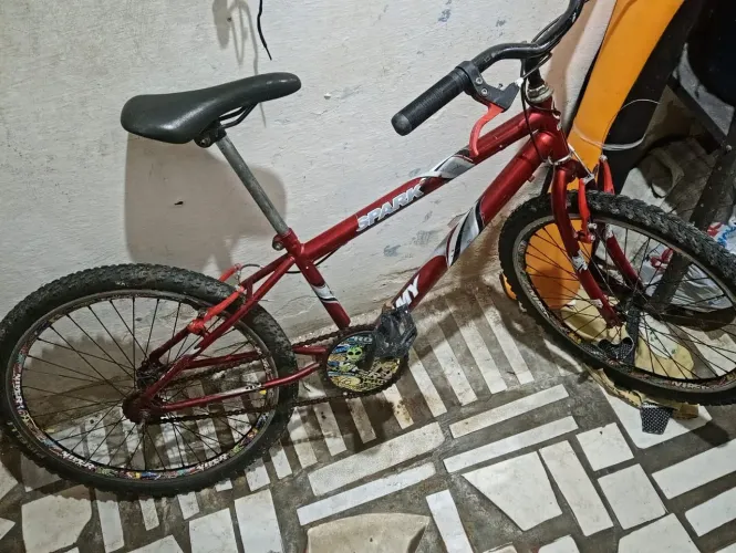 Bicicleta Aro 24 Spark Vermelha - Aros Viper - Pronta pra Uso