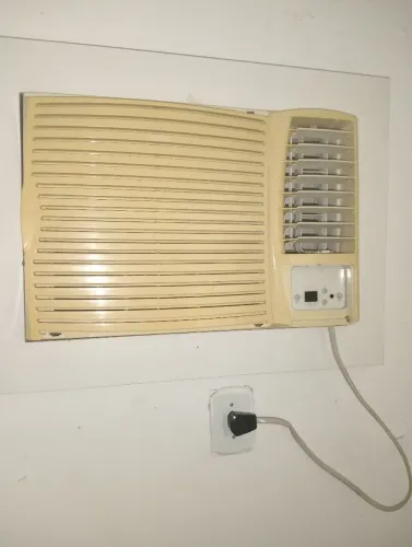 Vendo ar-condicionado de Janela Springer